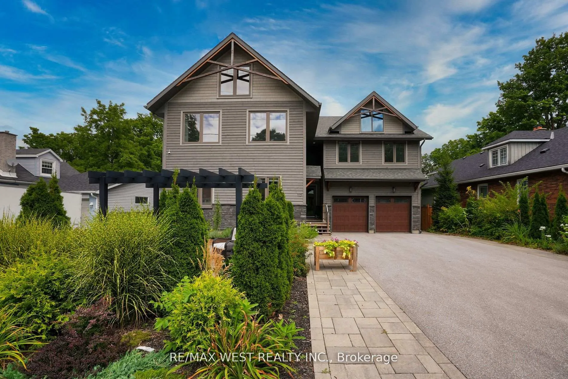 Front of 115 Clapperton Street