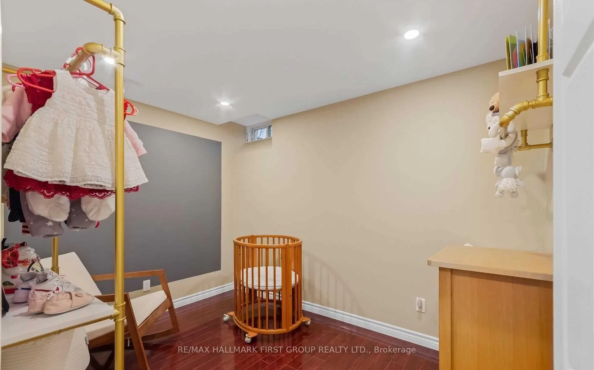 Photo 8 of Unit Basment, 2319 Bridle Road, Oshawa, Windfields — HOMEH