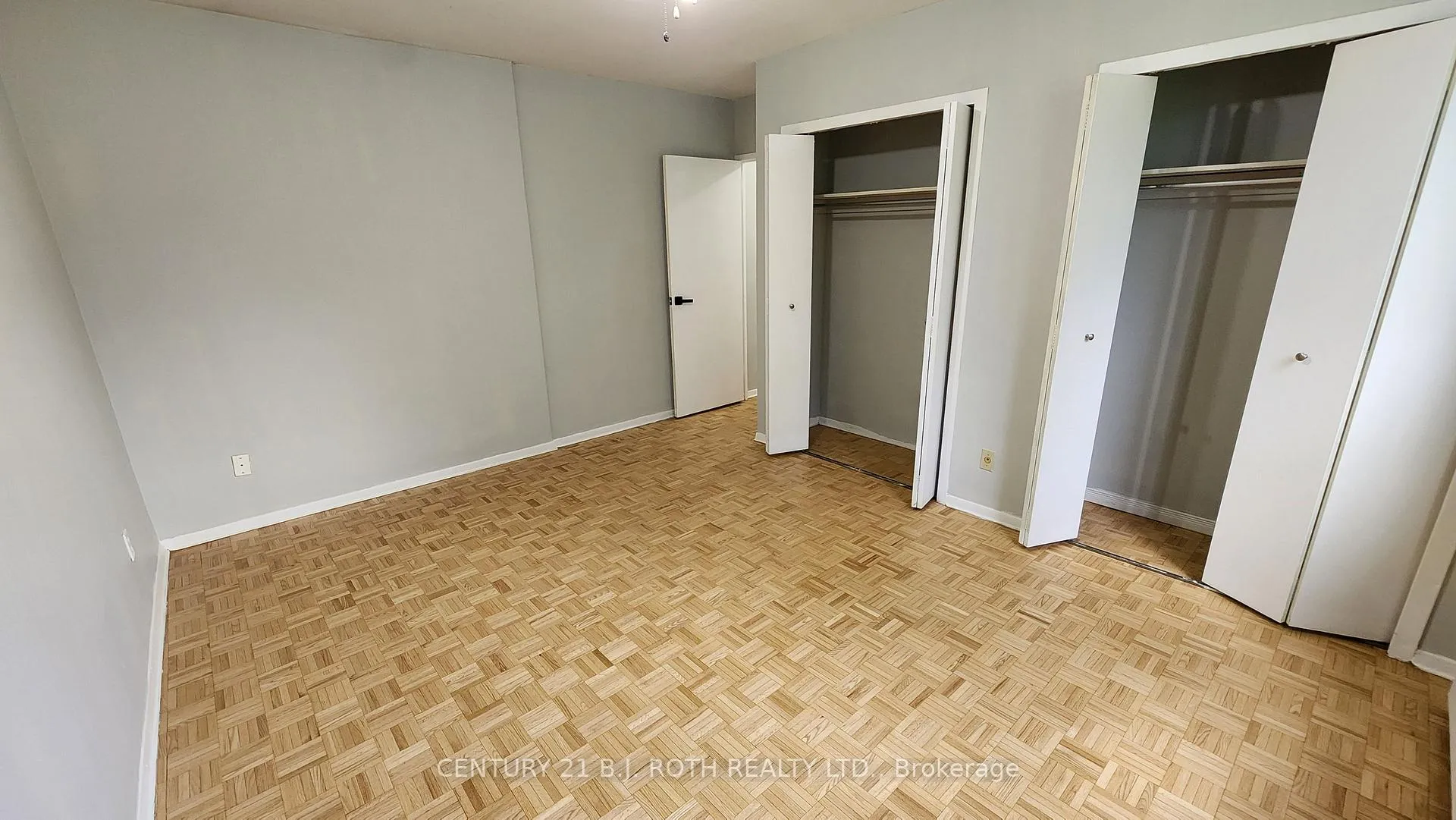 Photo 15 of Unit 403, 37 Peel Street, Barrie, City Centre — HOMEH