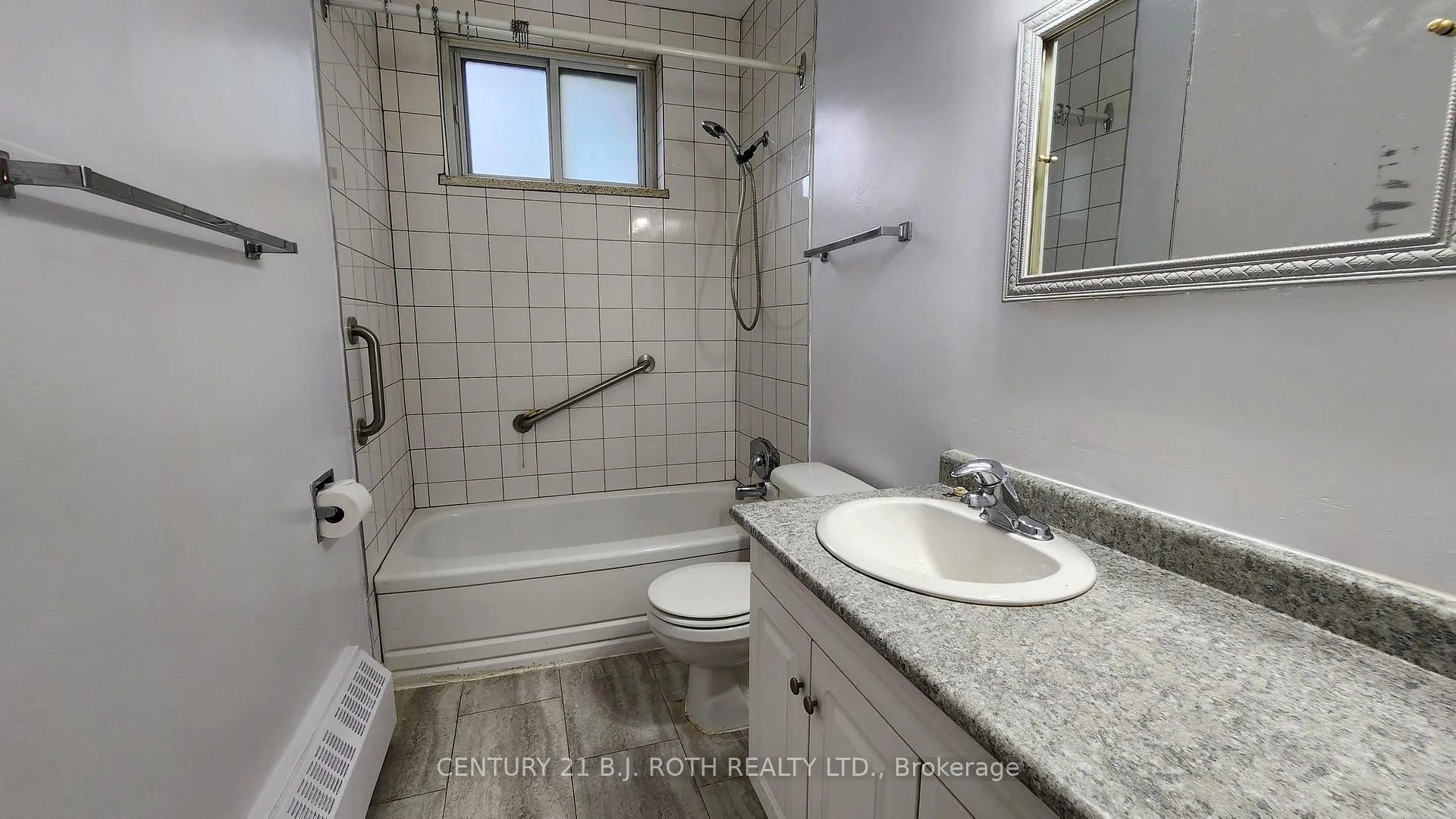 Photo 16 of Unit 403, 37 Peel Street, Barrie, City Centre — HOMEH
