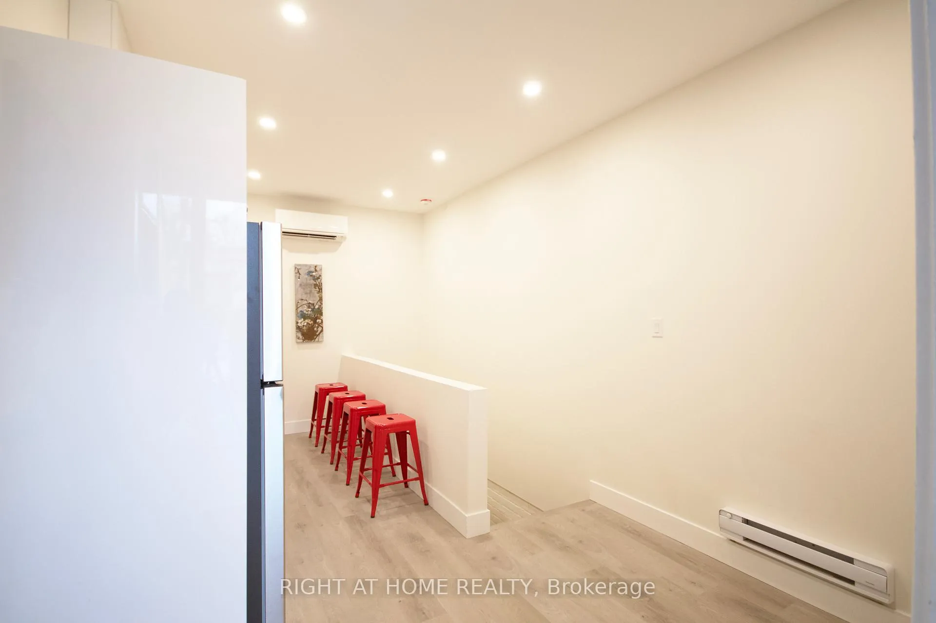 Photo 21 of 1448 Gerrard Street E, Toronto, Greenwood-Coxwell — HOMEH