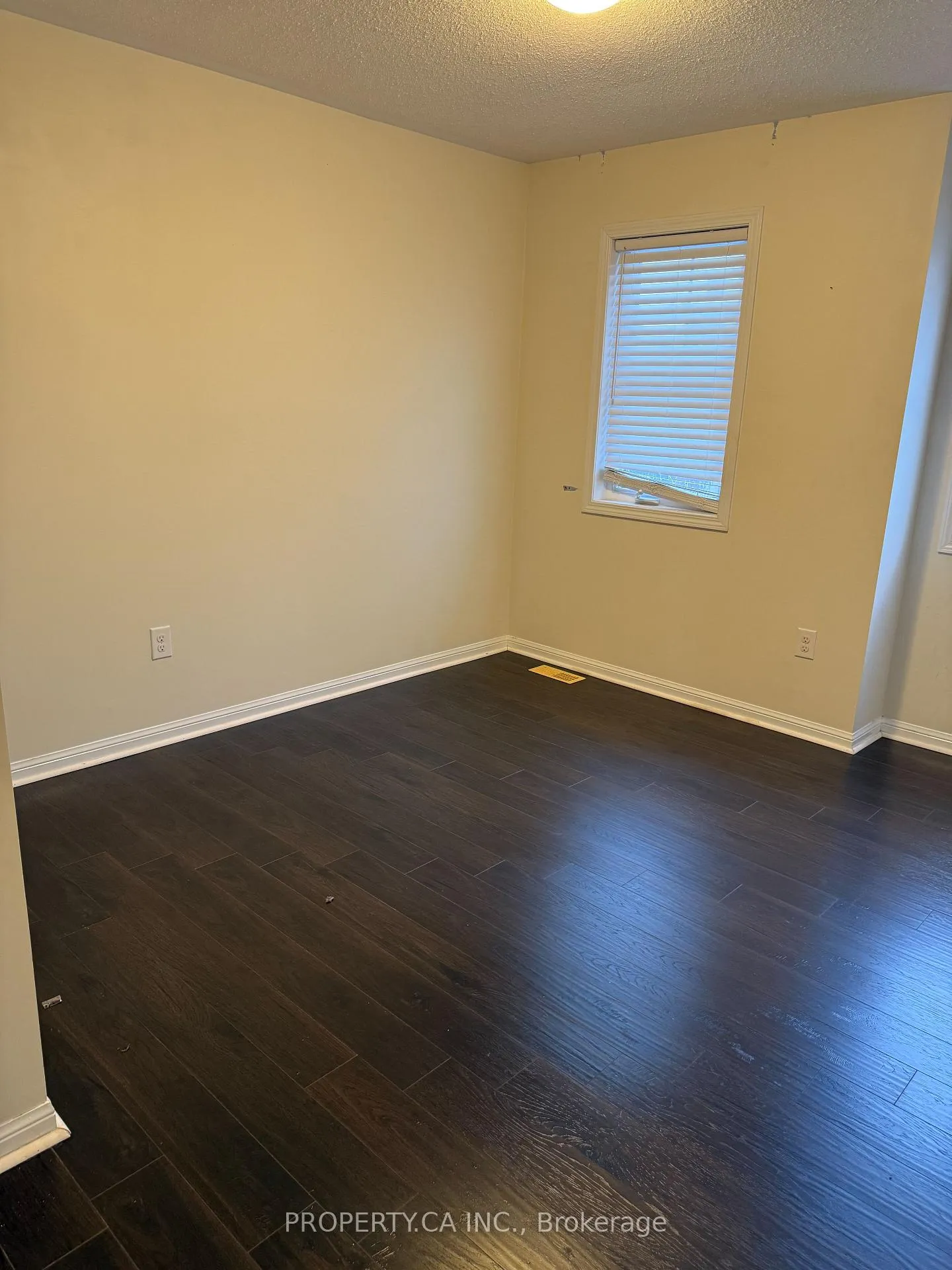 Photo 11 of 897 Challinor Terrace, Milton, Harrison — HOMEH