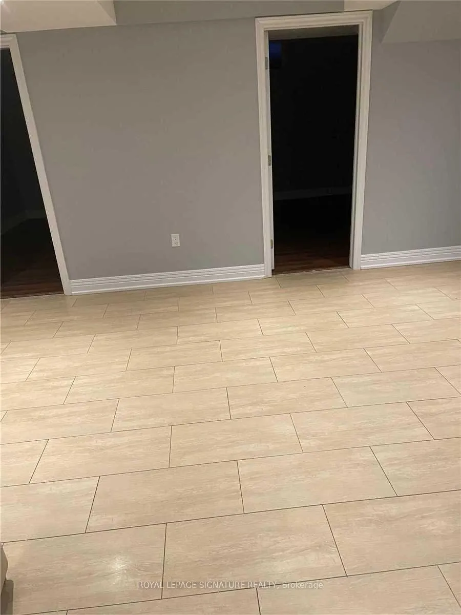 Photo 2 of Unit Bsmt, 31 Retreat Boulevard, Vaughan, Vellore Village — HOMEH