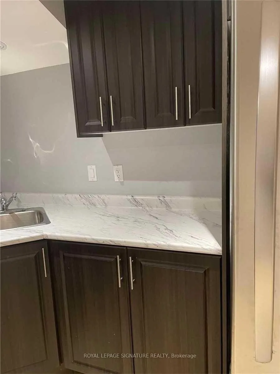 Photo 6 of Unit Bsmt, 31 Retreat Boulevard, Vaughan, Vellore Village — HOMEH