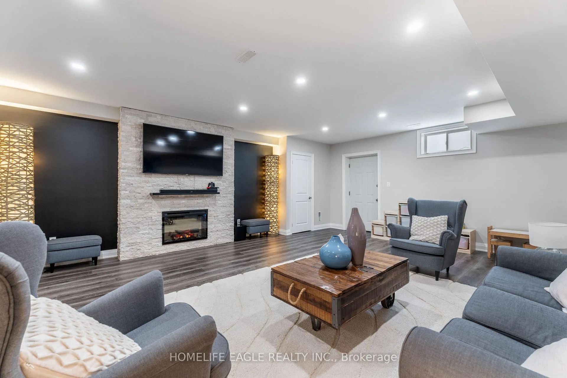 Photo 24 of 97B Craiglee Drive, Scarborough, Birchcliffe-Cliffside — HOMEH
