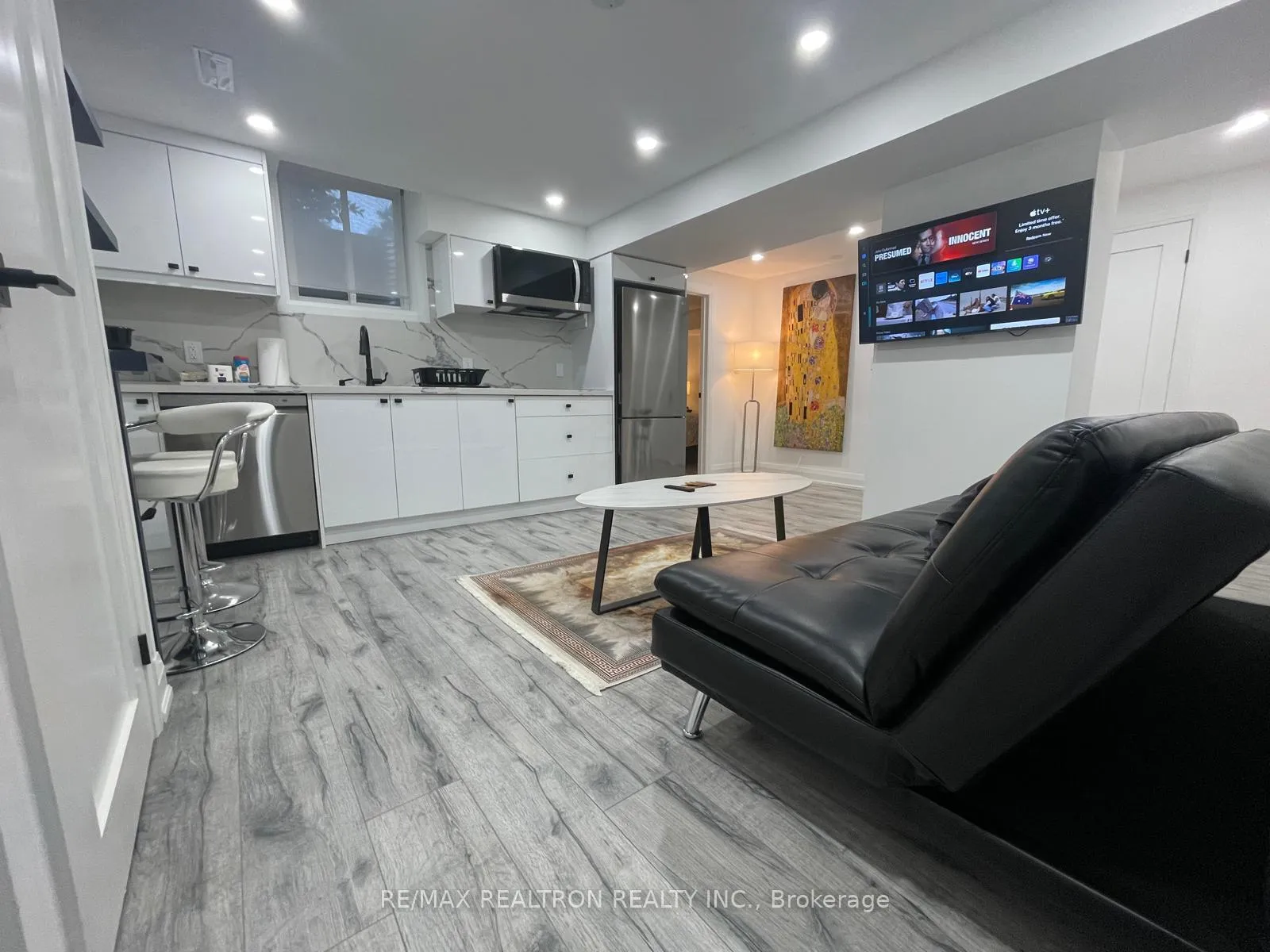 Photo 12 of Unit Bsmnt A, 264 Murray Drive, Aurora, Aurora Village — HOMEH