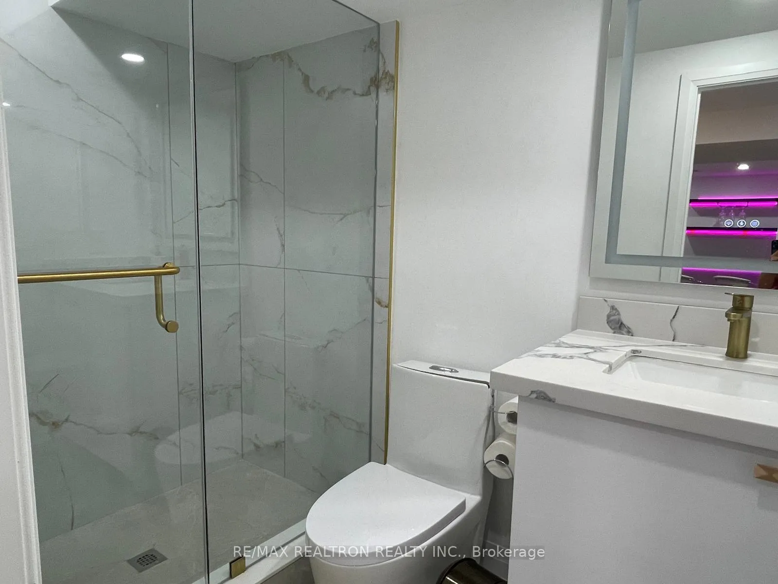 Photo 23 of Unit Bsmnt A, 264 Murray Drive, Aurora, Aurora Village — HOMEH