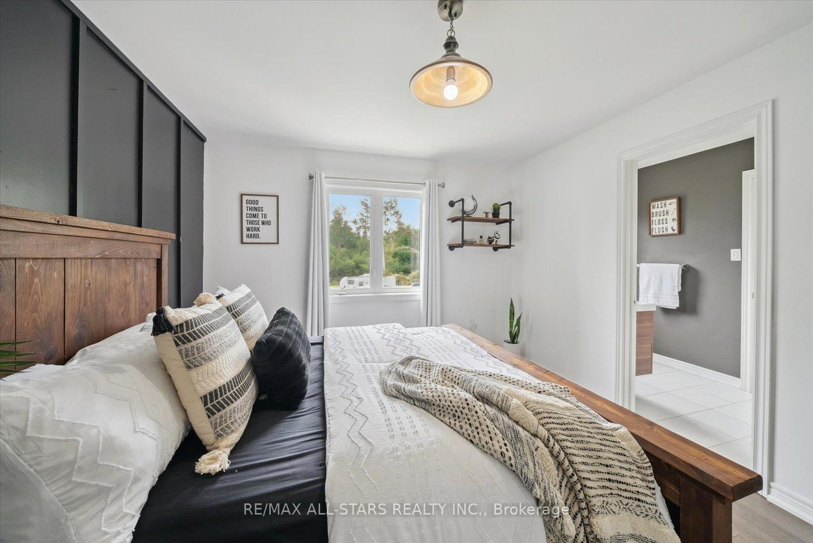 Photo 6 of 40 Prosser Crescent, Georgina, Sutton & Jackson's Point — HOMEH