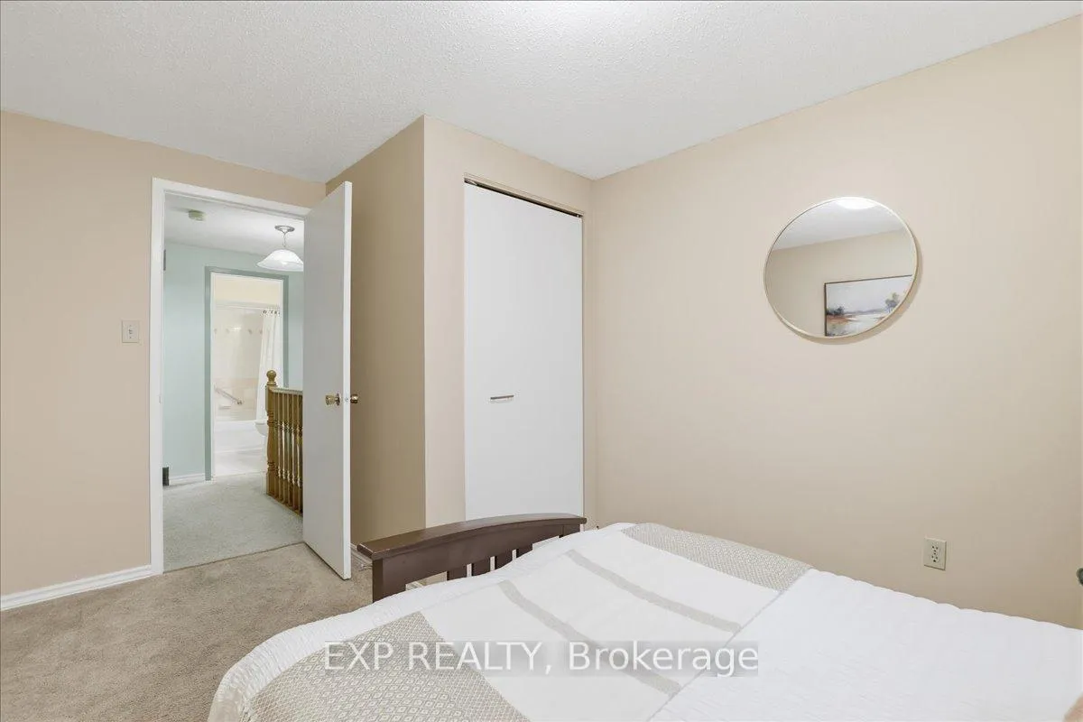 Photo 18 of 56 Rushbrook Drive, Kitchener — HOMEH