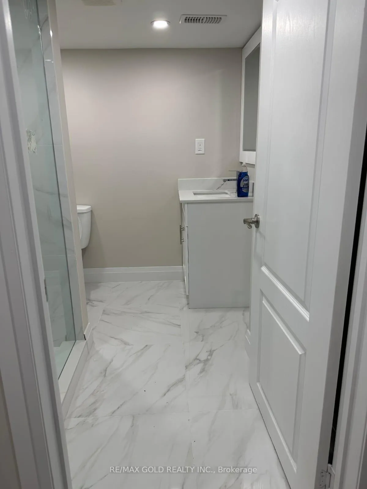 Photo 6 of Unit Bsmt, 25 Darlet Avenue, Ajax, Northeast Ajax — HOMEH