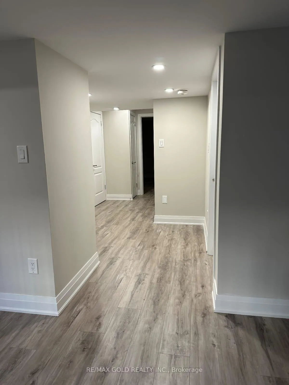Photo 8 of Unit Bsmt, 25 Darlet Avenue, Ajax, Northeast Ajax — HOMEH