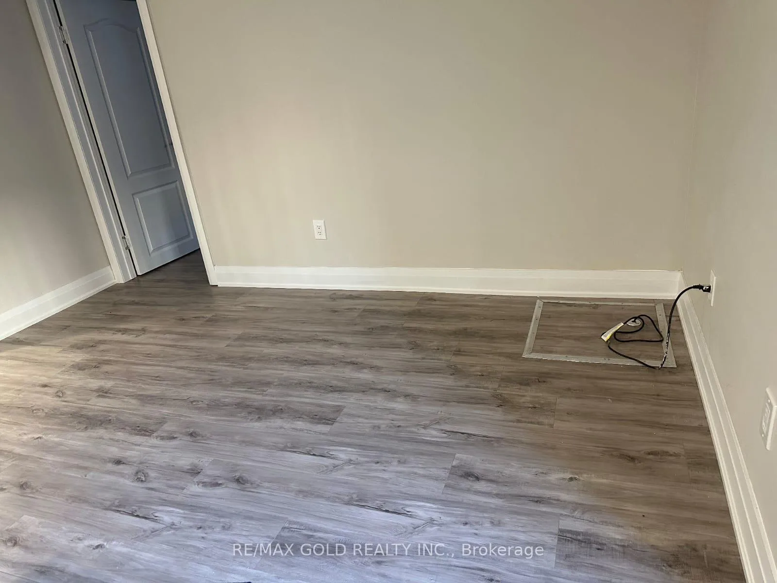 Photo 9 of Unit Bsmt, 25 Darlet Avenue, Ajax, Northeast Ajax — HOMEH