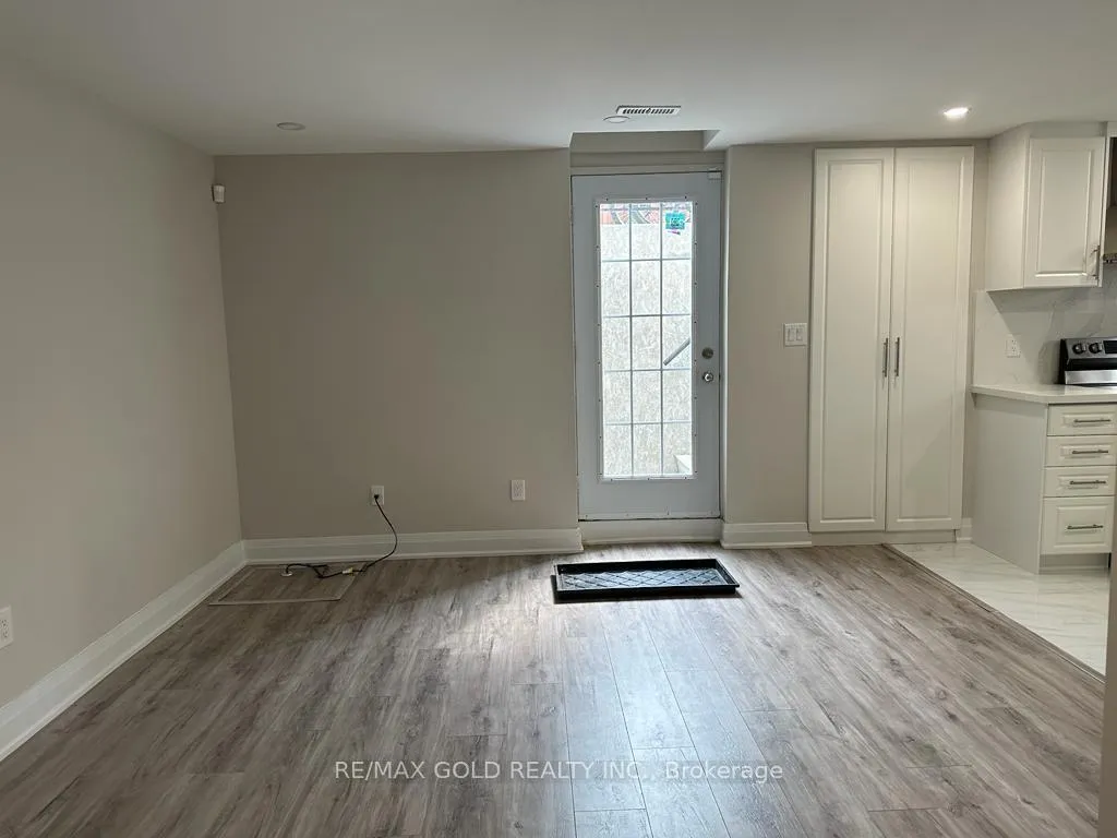 Photo 15 of Unit Bsmt, 25 Darlet Avenue, Ajax, Northeast Ajax — HOMEH