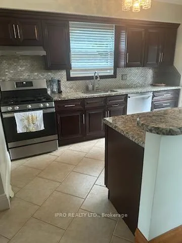 Photo 4 of Unit Room 2, 258 Graham Avenue S, Hamilton, Delta — HOMEH