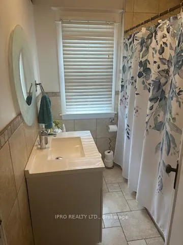 Photo 8 of Unit Room 2, 258 Graham Avenue S, Hamilton, Delta — HOMEH