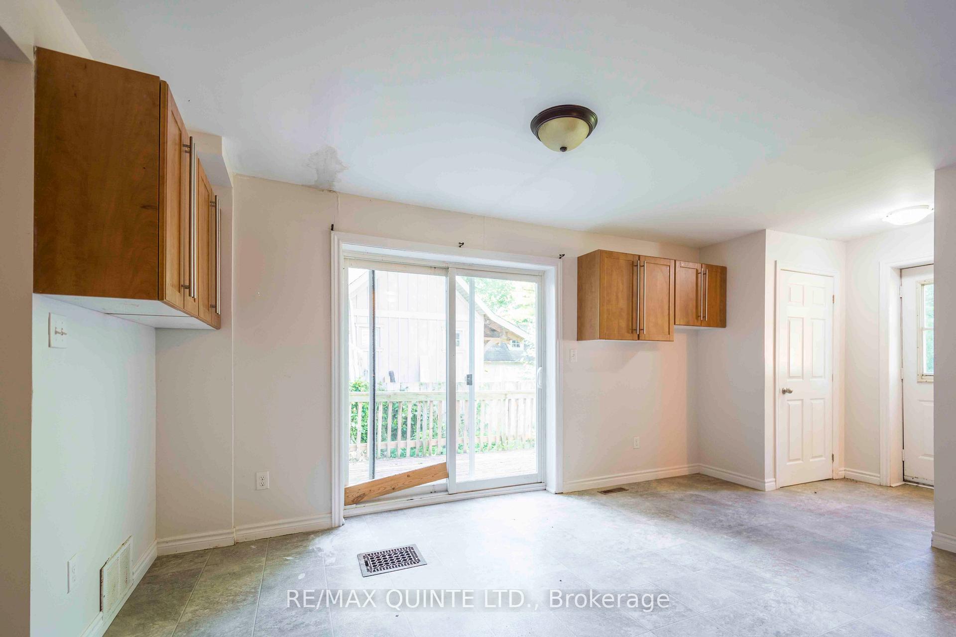 Photo 6 of 192 Dufferin Avenue, Belleville, Belleville Ward — HOMEH