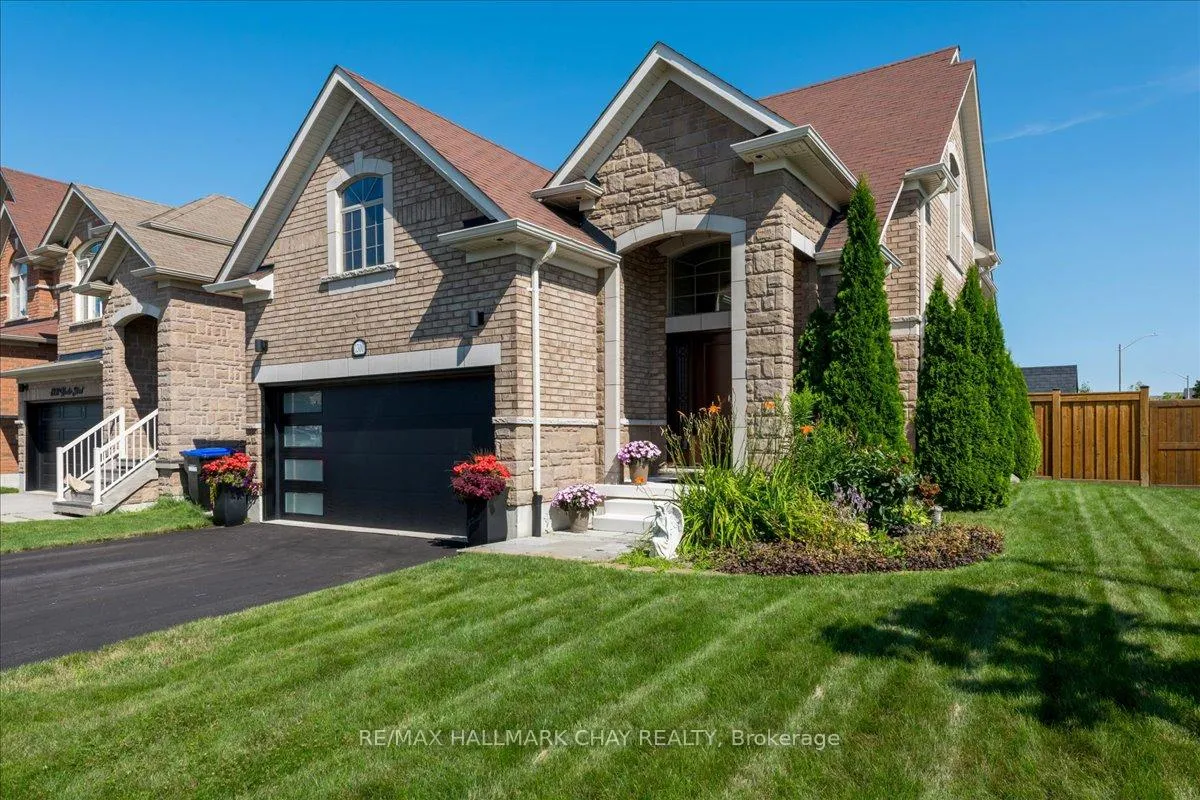Photo 19 of 1300 Hunter Street, Innisfil, Alcona — HOMEH