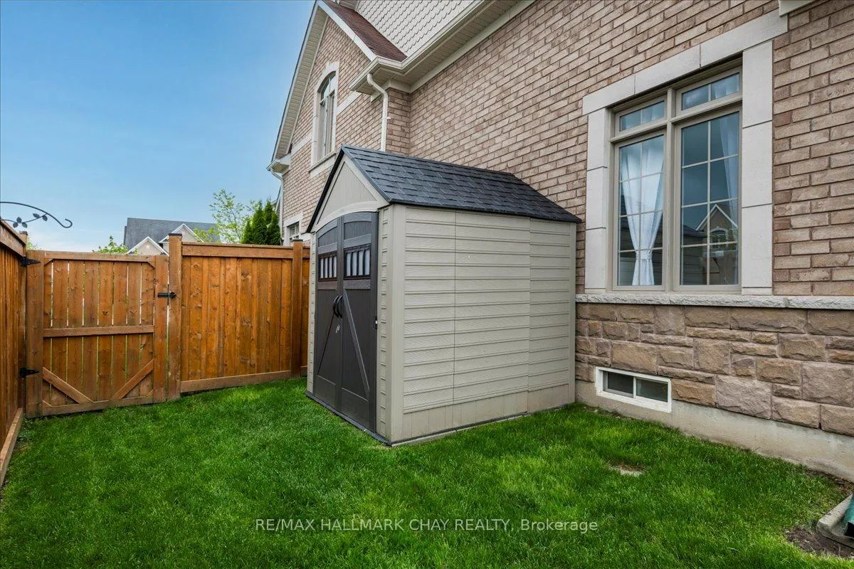 Photo 21 of 1300 Hunter Street, Innisfil, Alcona — HOMEH