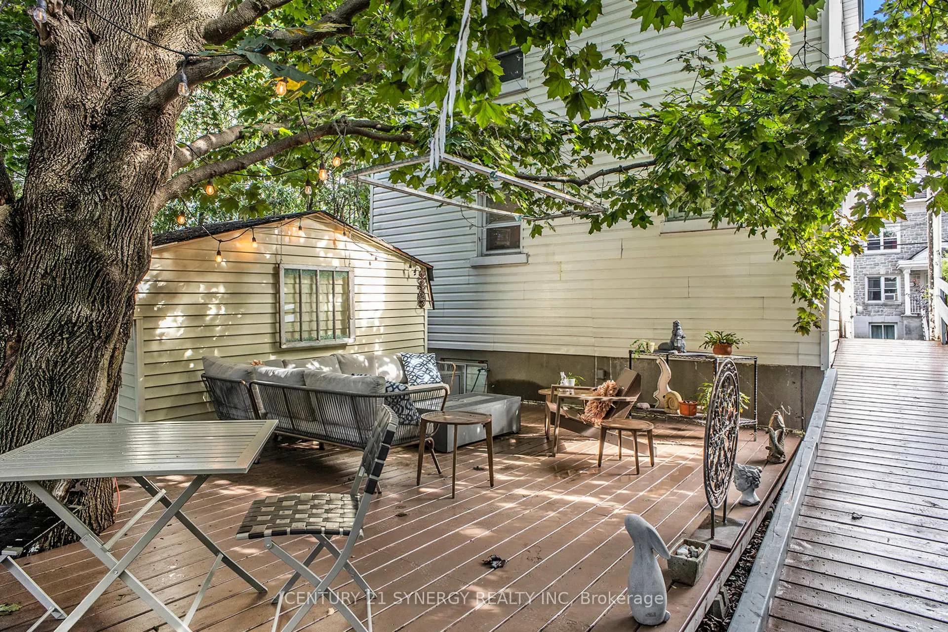 Photo 4 of 327 Richelieu Avenue, Ottawa, Vanier — HOMEH