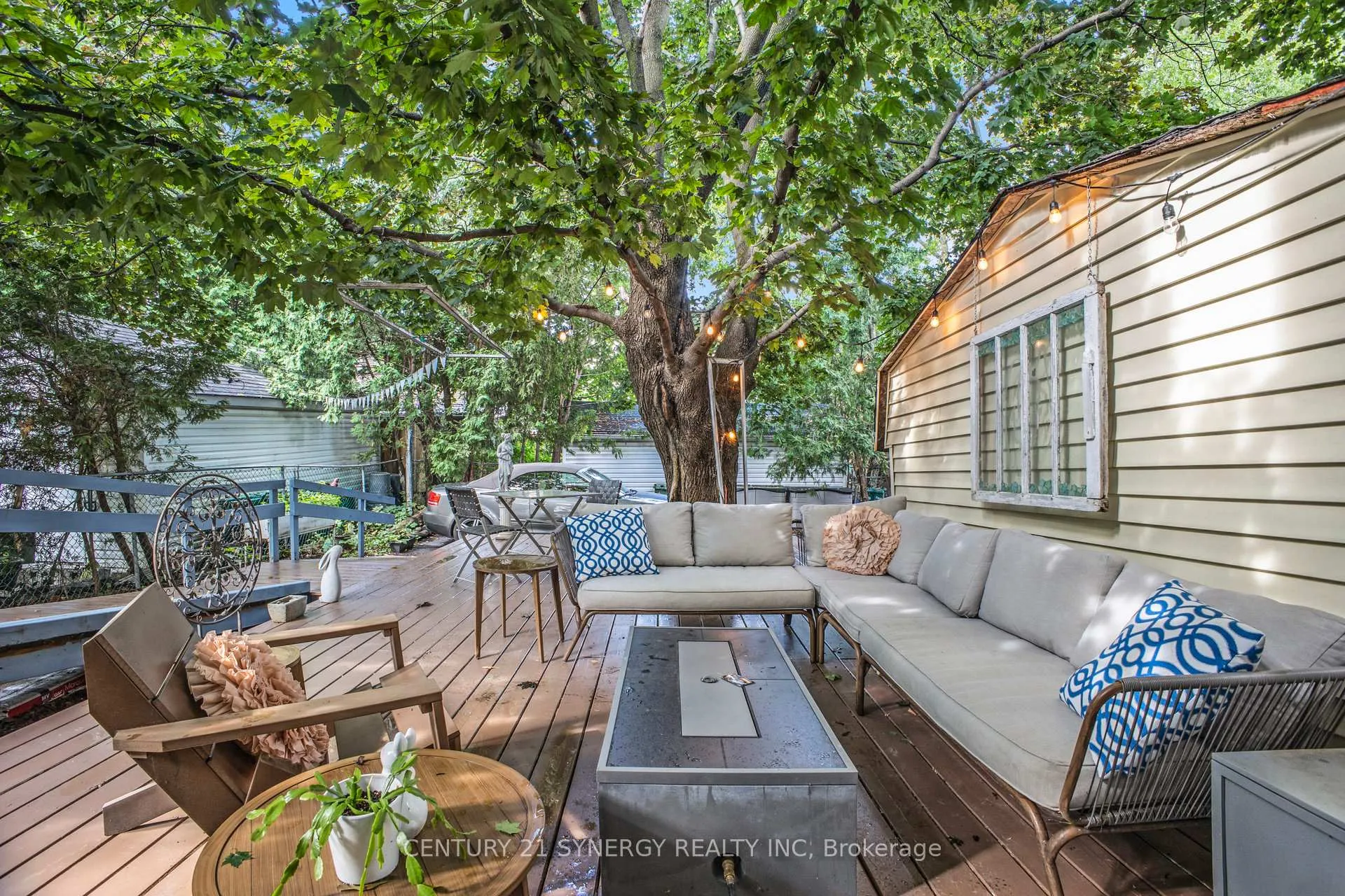 Photo 6 of 327 Richelieu Avenue, Ottawa, Vanier — HOMEH