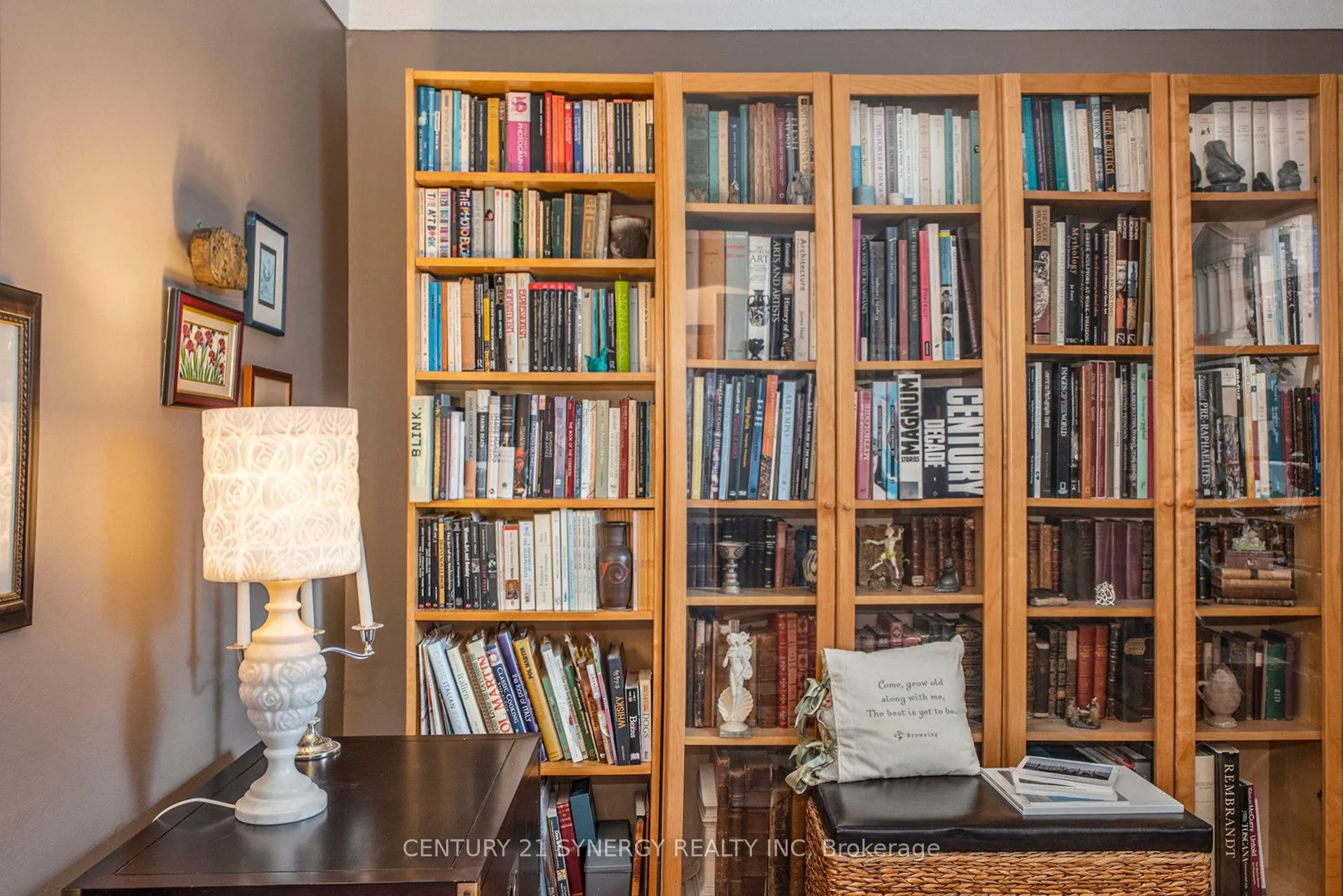 Photo 12 of 327 Richelieu Avenue, Ottawa, Vanier — HOMEH
