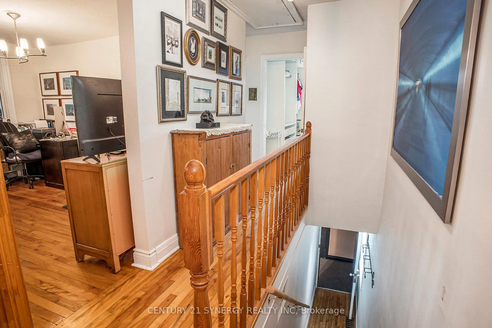 Photo 32 of 327 Richelieu Avenue, Ottawa, Vanier — HOMEH