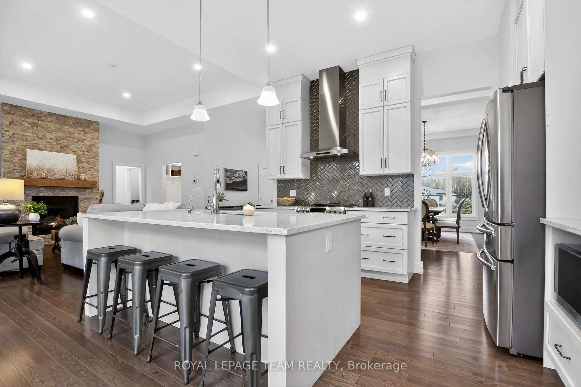 Photo 13 of 144 Country Meadow Drive, Ottawa, Huntley Ward (North West) — HOMEH