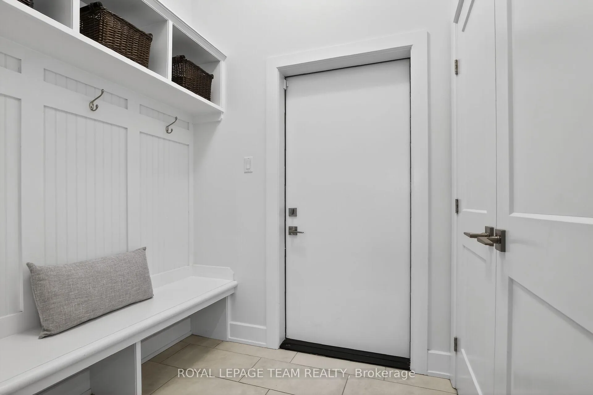 Photo 20 of 144 Country Meadow Drive, Ottawa, Huntley Ward (North West) — HOMEH