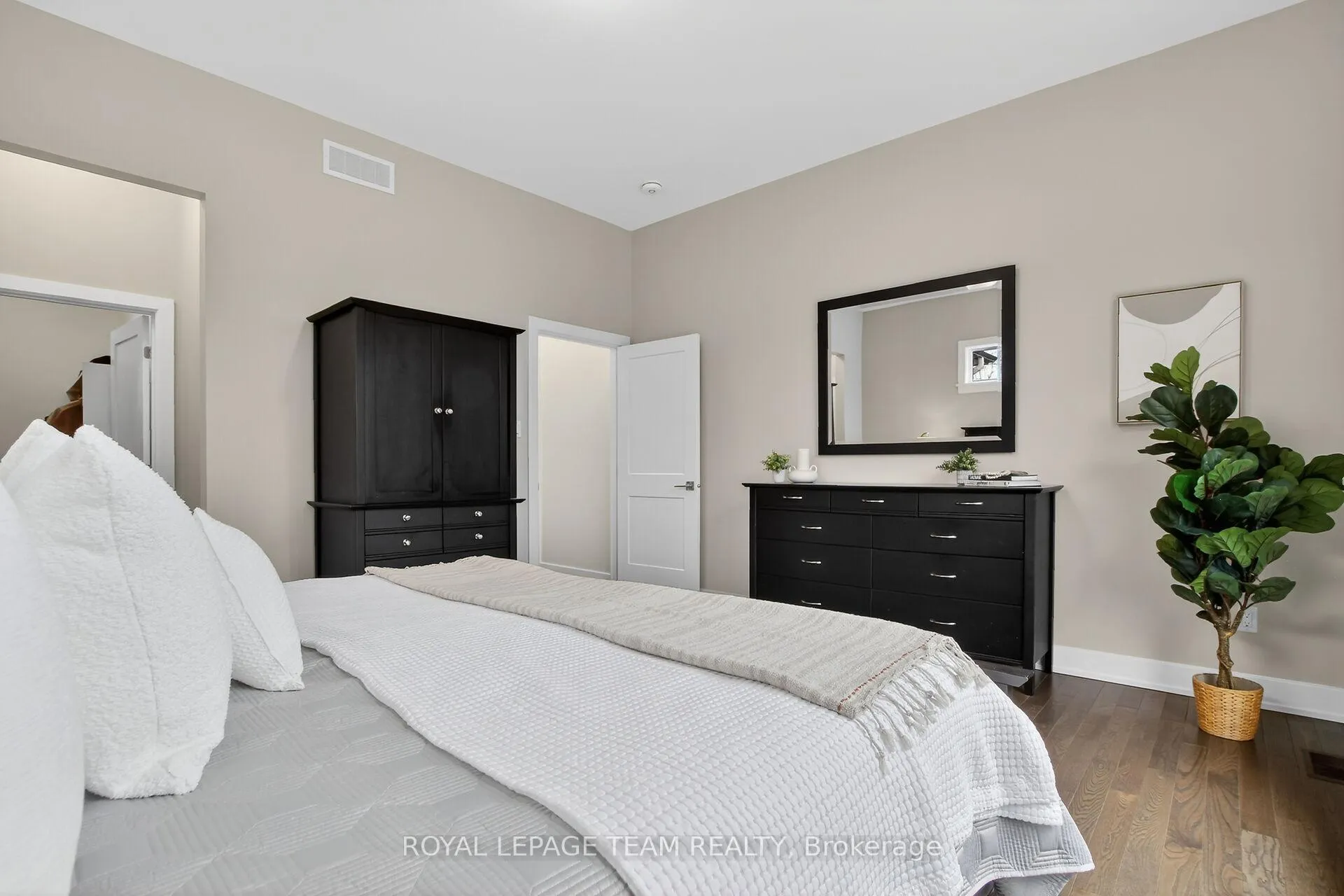 Photo 23 of 144 Country Meadow Drive, Ottawa, Huntley Ward (North West) — HOMEH