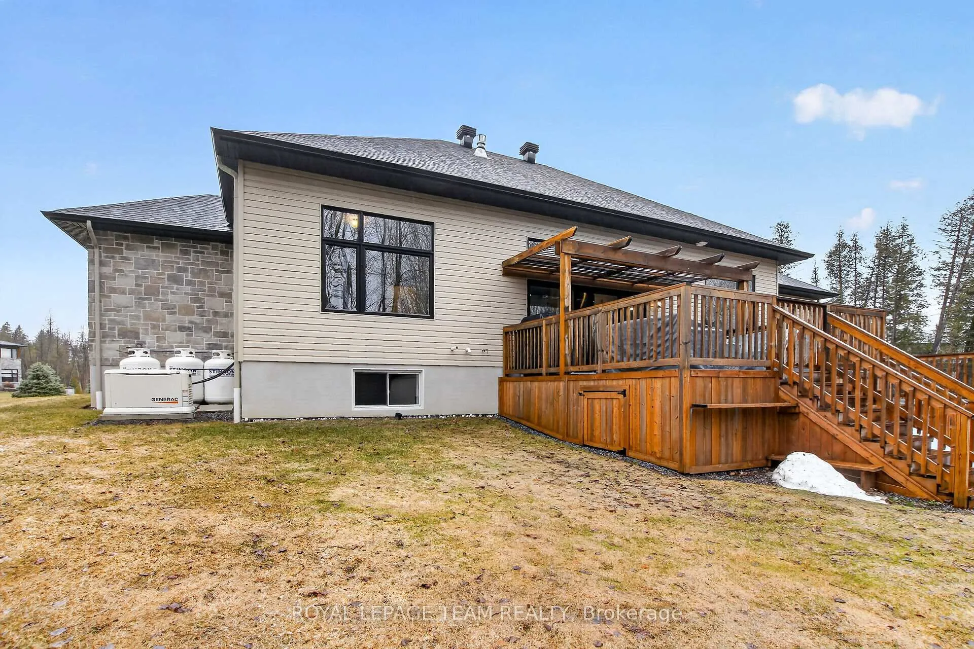 Photo 46 of 144 Country Meadow Drive, Ottawa, Huntley Ward (North West) — HOMEH