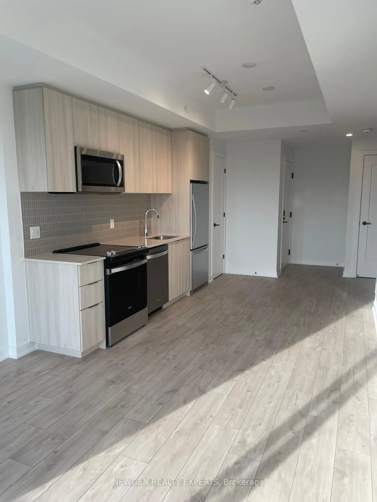Photo 8 of Unit 501, 750 Whitlock Avenue, Milton, Cobban — HOMEH