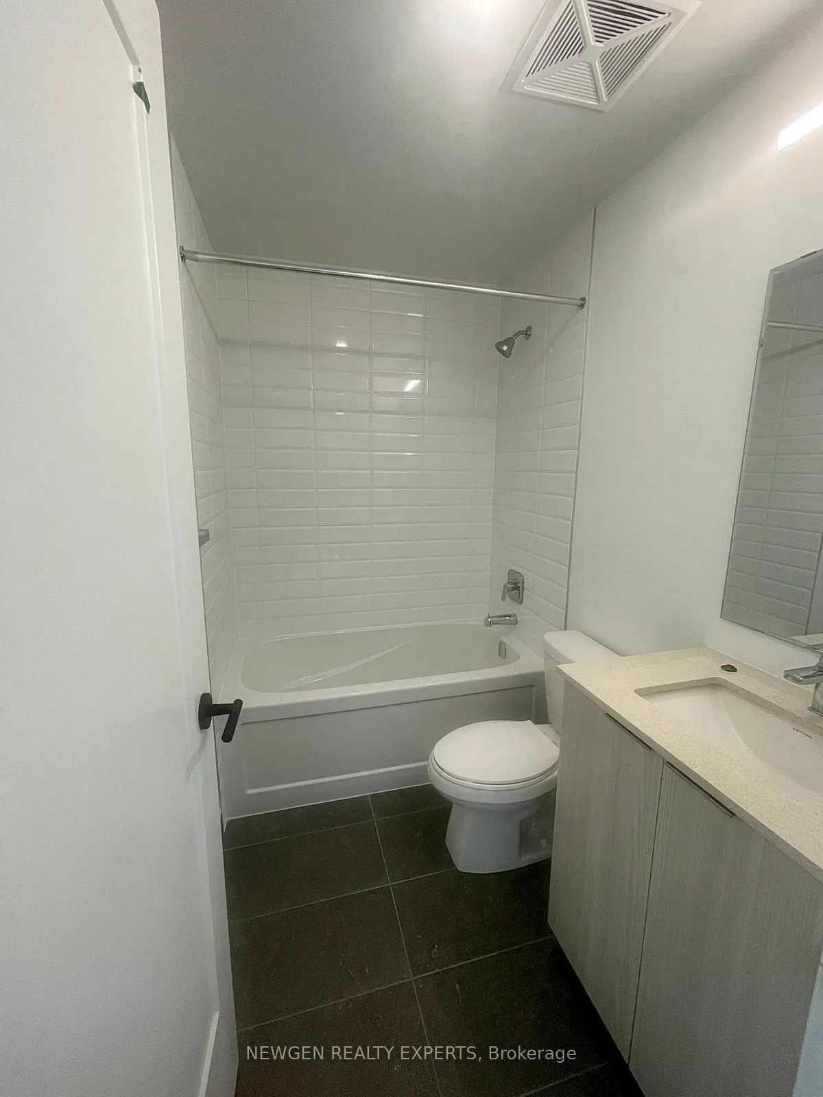 Photo 11 of Unit 501, 750 Whitlock Avenue, Milton, Cobban — HOMEH
