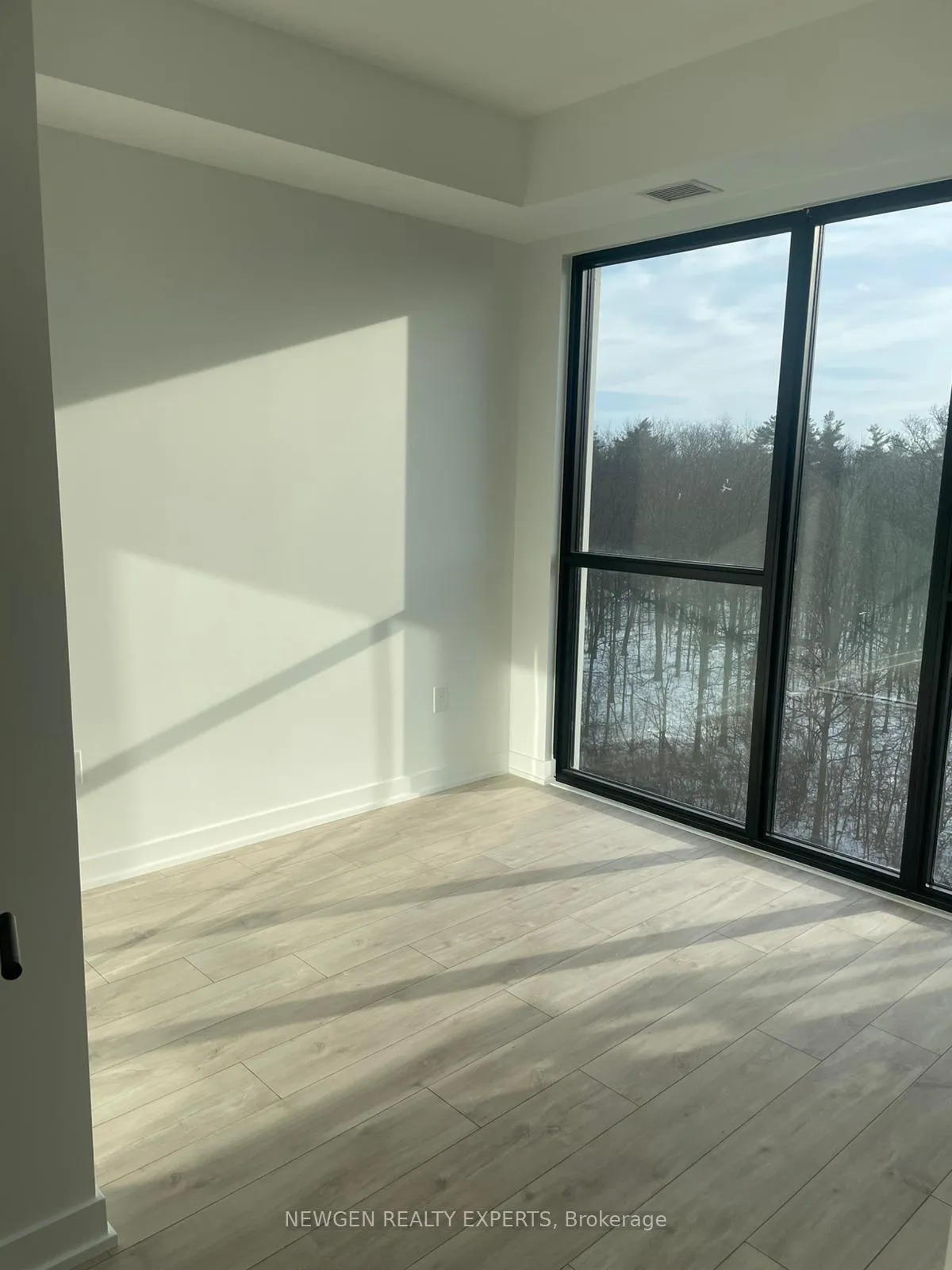Photo 14 of Unit 501, 750 Whitlock Avenue, Milton, Cobban — HOMEH