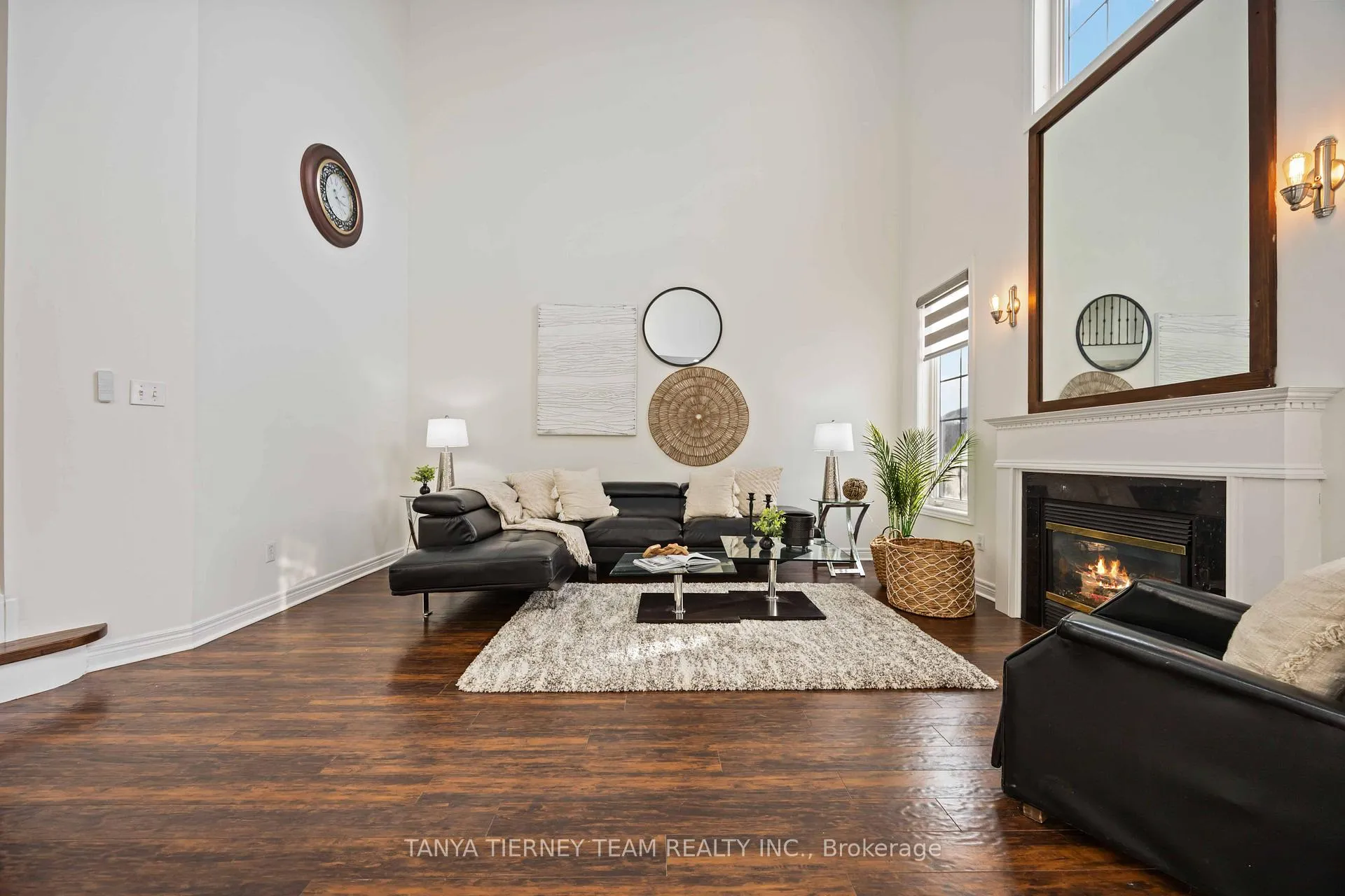 Photo 7 of 101 Tunney Place, Whitby, Brooklin — HOMEH