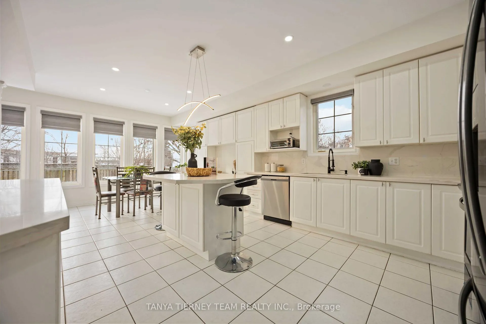 Photo 12 of 101 Tunney Place, Whitby, Brooklin — HOMEH
