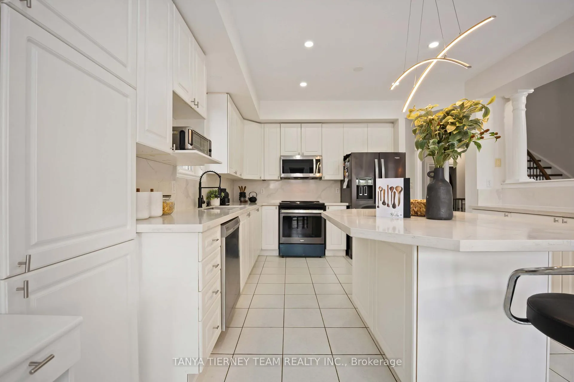 Photo 16 of 101 Tunney Place, Whitby, Brooklin — HOMEH