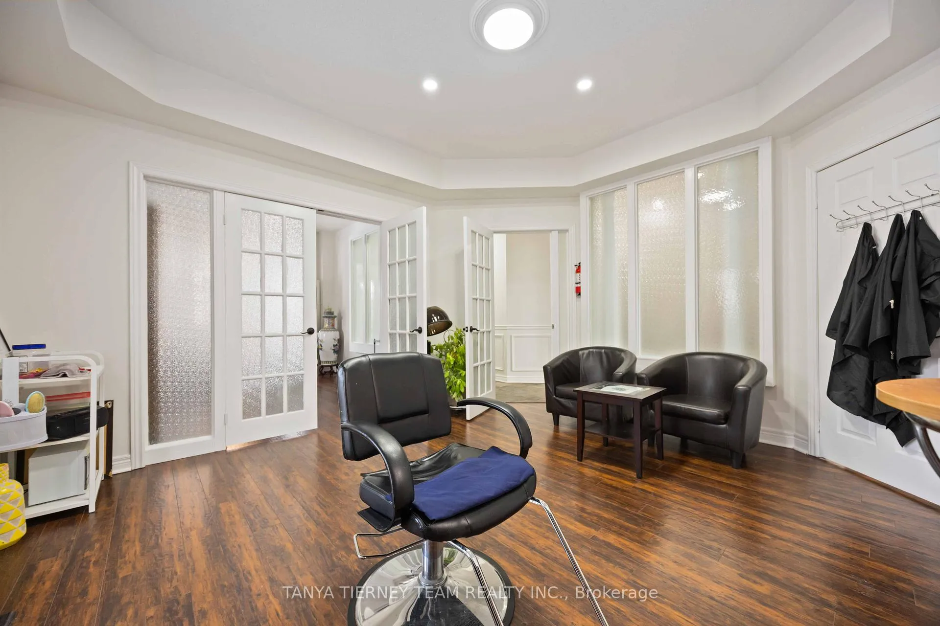 Photo 21 of 101 Tunney Place, Whitby, Brooklin — HOMEH