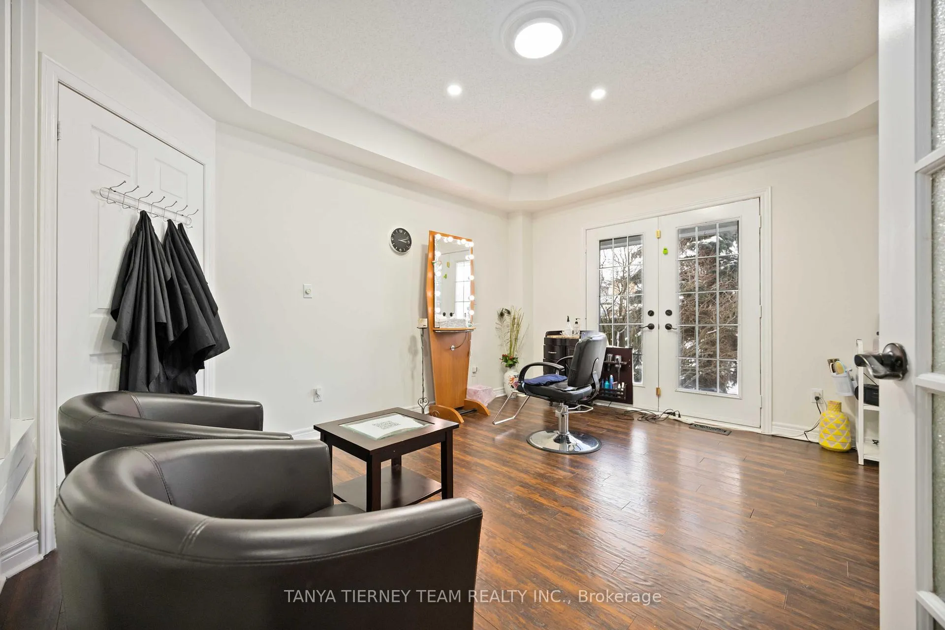 Photo 22 of 101 Tunney Place, Whitby, Brooklin — HOMEH
