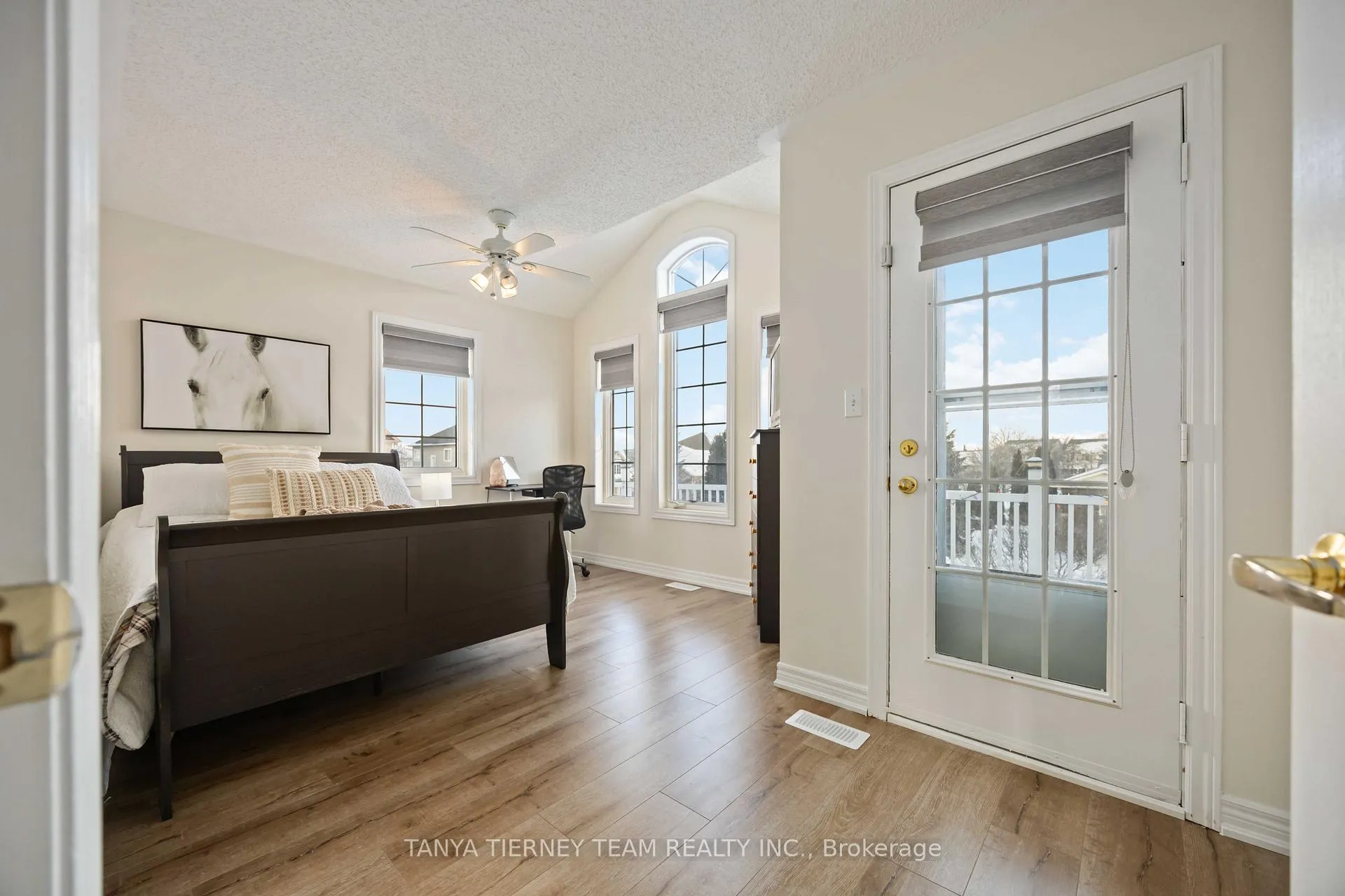 Photo 30 of 101 Tunney Place, Whitby, Brooklin — HOMEH