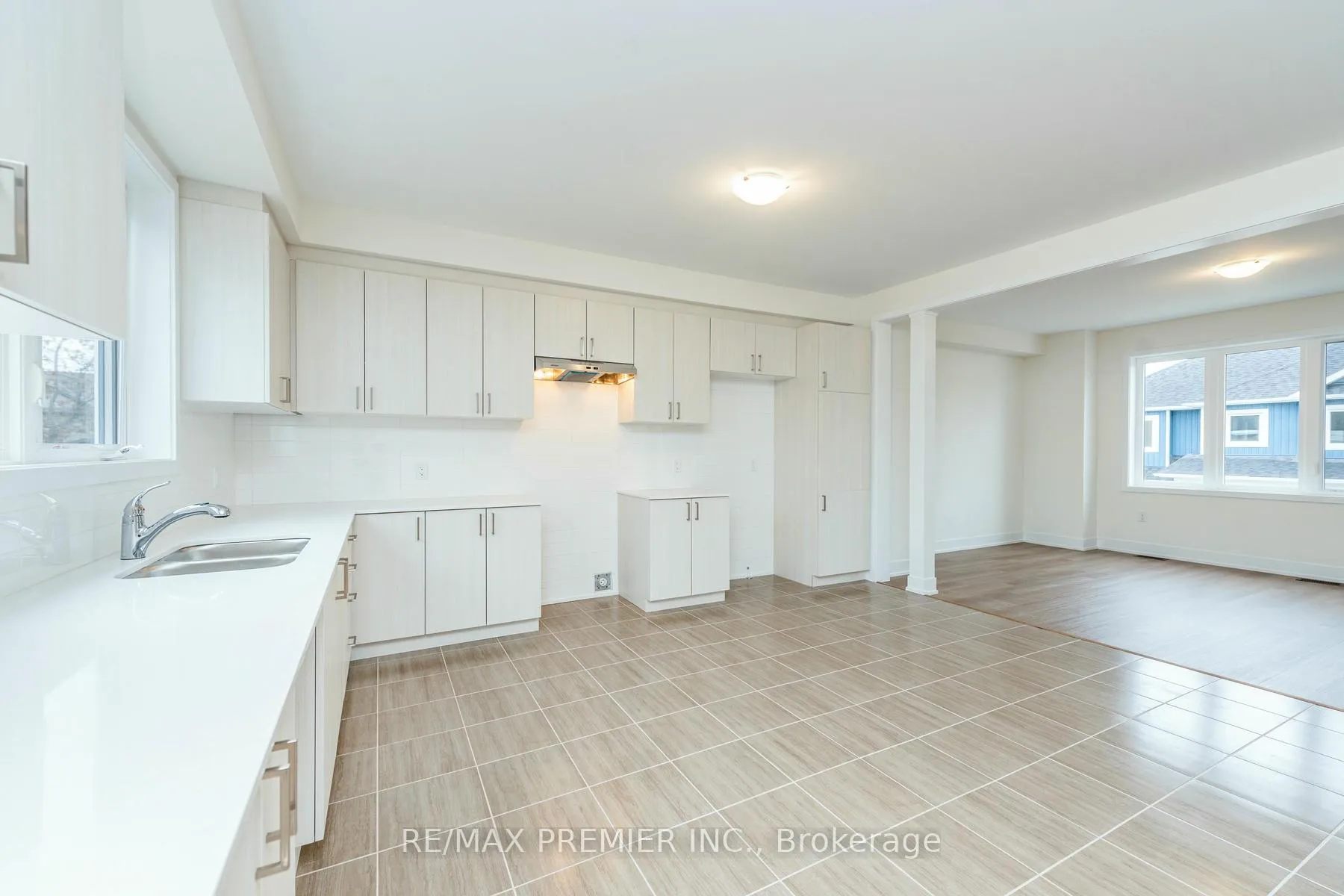 Photo 9 of Unit 11, 5 Hampton Lane, Barrie, Ardagh — HOMEH