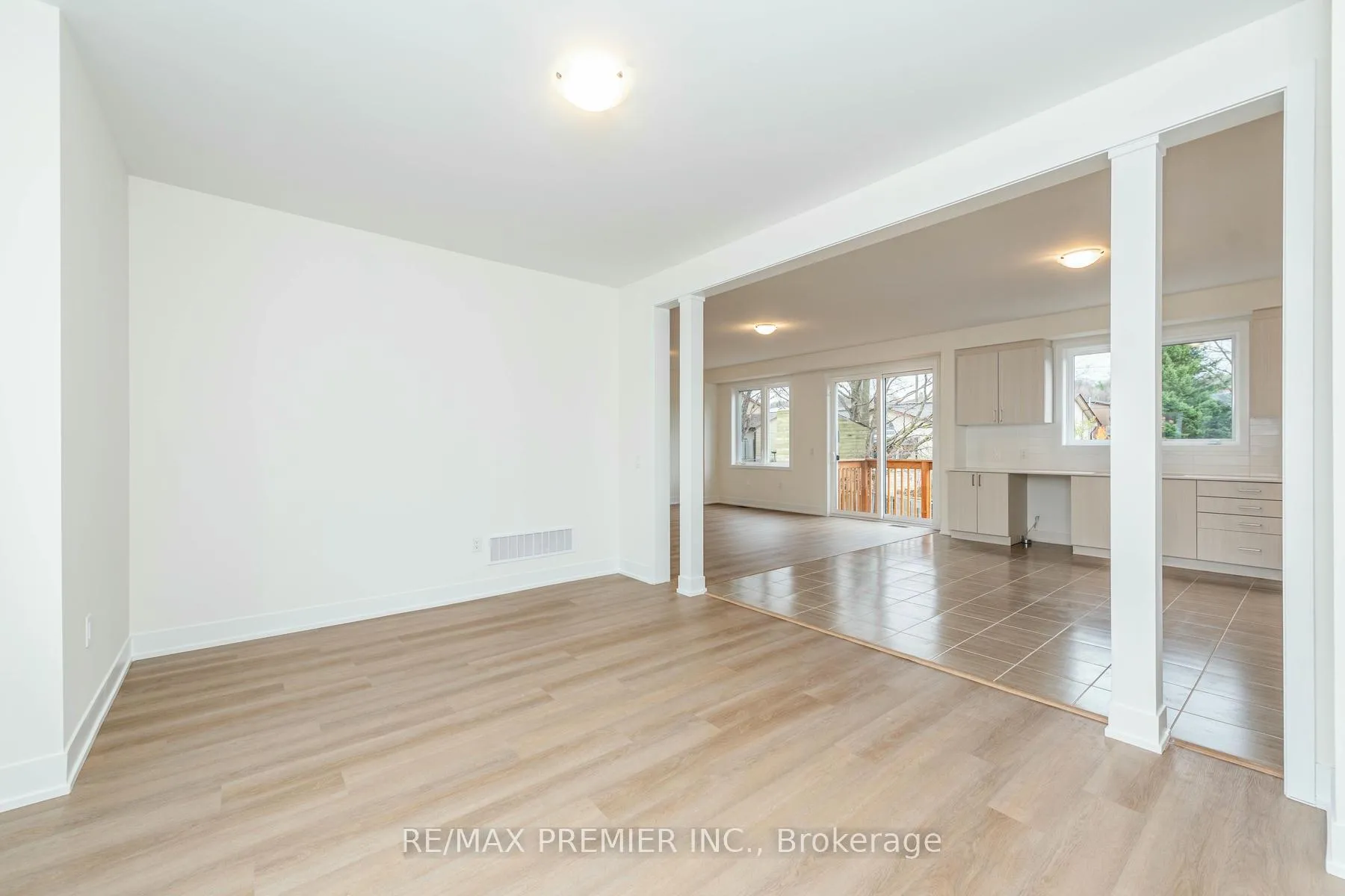Photo 15 of Unit 11, 5 Hampton Lane, Barrie, Ardagh — HOMEH