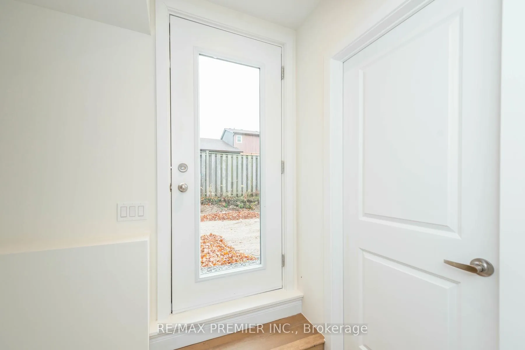 Photo 32 of Unit 11, 5 Hampton Lane, Barrie, Ardagh — HOMEH