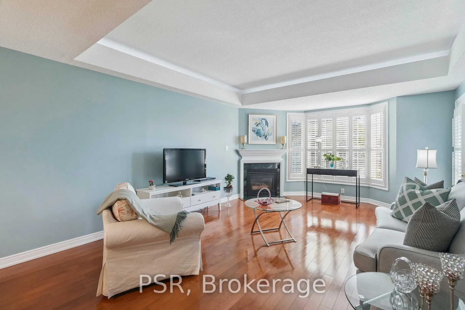 Photo 7 of Unit 302, 970 Golf Links Road, Hamilton, Ancaster — HOMEH