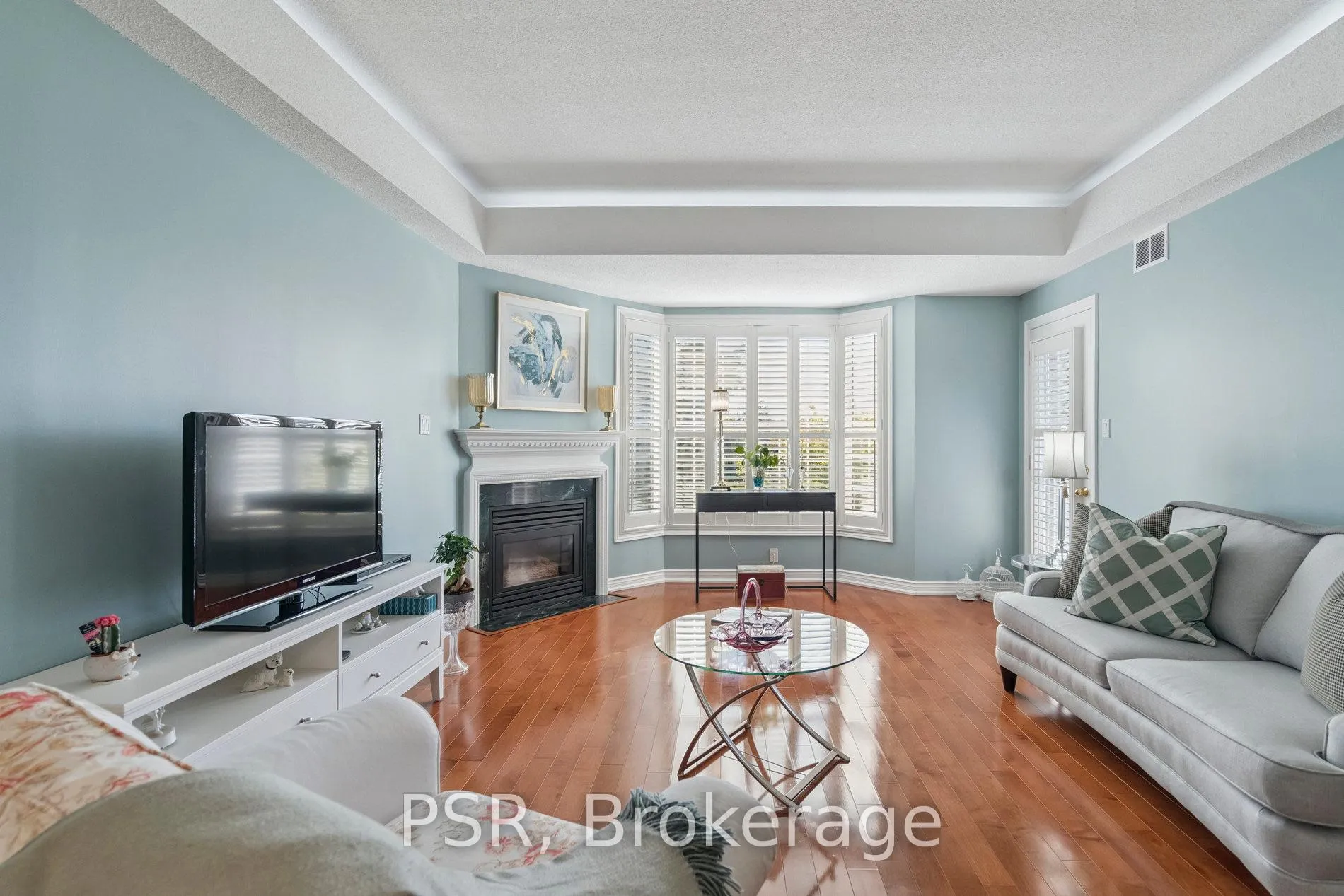Photo 9 of Unit 302, 970 Golf Links Road, Hamilton, Ancaster — HOMEH