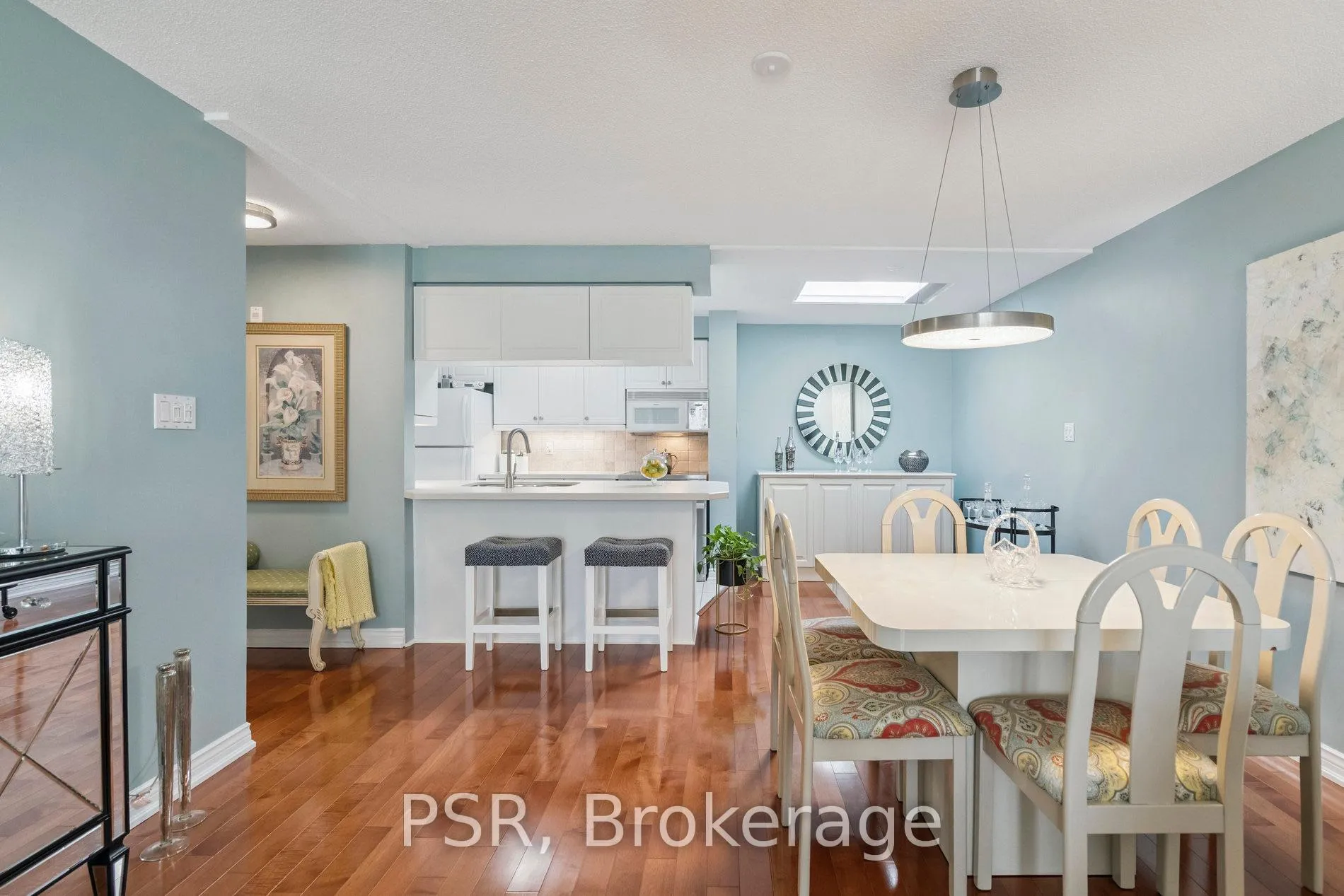 Photo 13 of Unit 302, 970 Golf Links Road, Hamilton, Ancaster — HOMEH