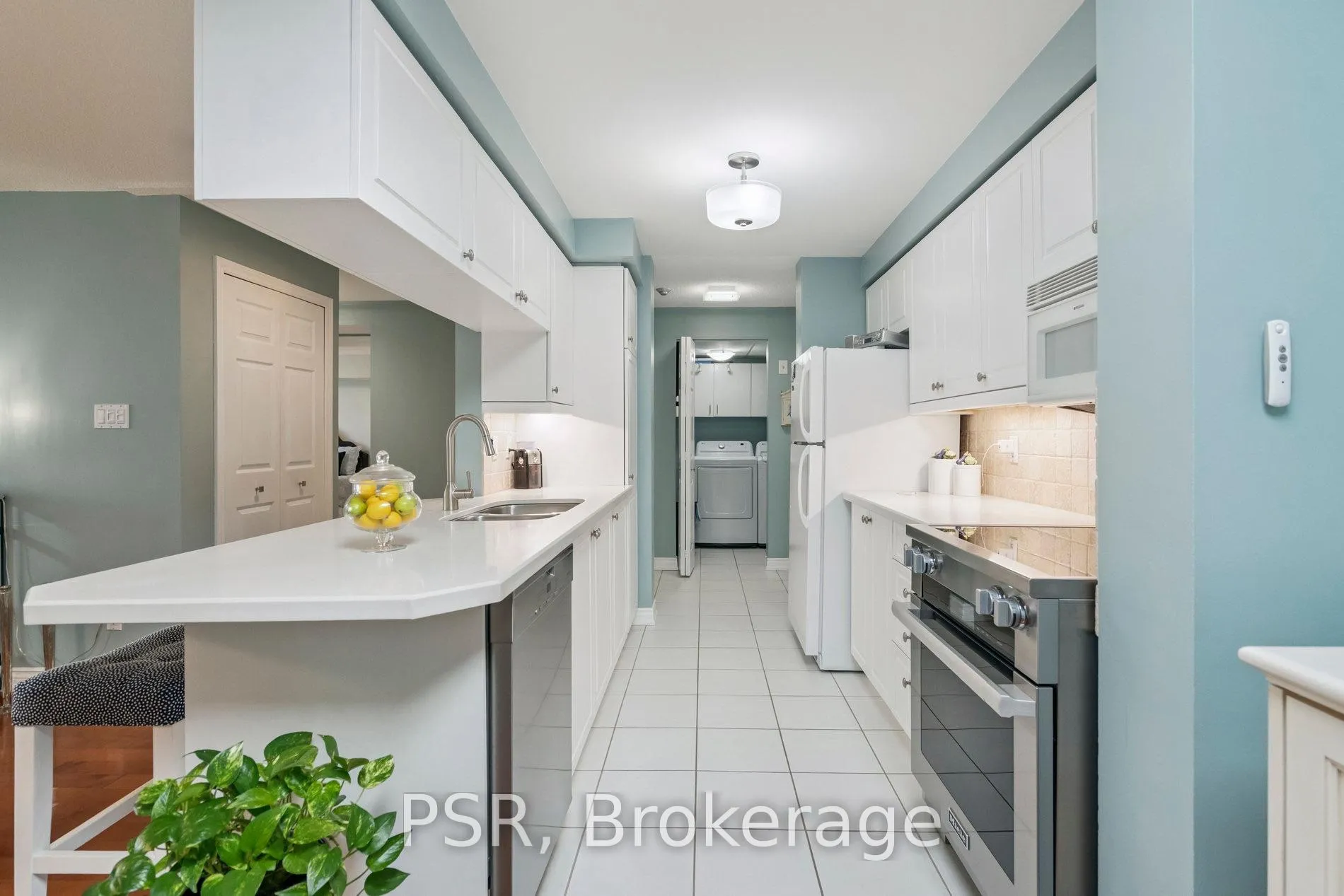 Photo 18 of Unit 302, 970 Golf Links Road, Hamilton, Ancaster — HOMEH