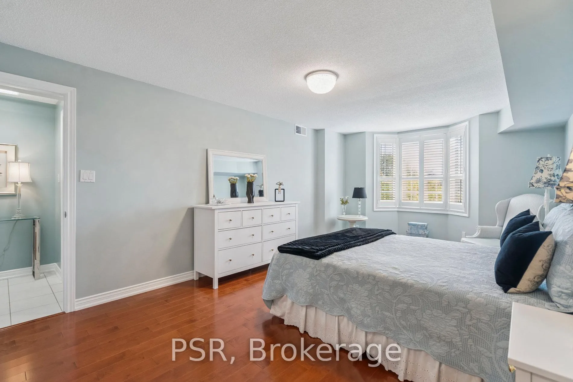 Photo 27 of Unit 302, 970 Golf Links Road, Hamilton, Ancaster — HOMEH