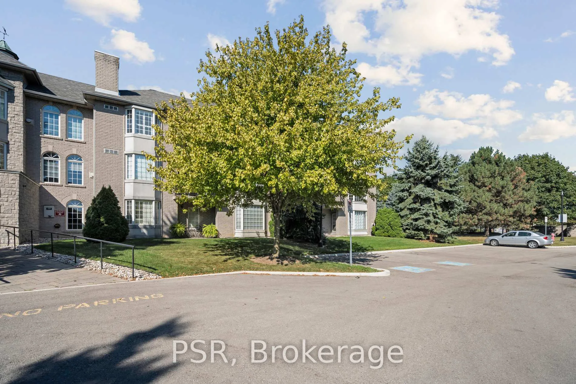 Photo 31 of Unit 302, 970 Golf Links Road, Hamilton, Ancaster — HOMEH