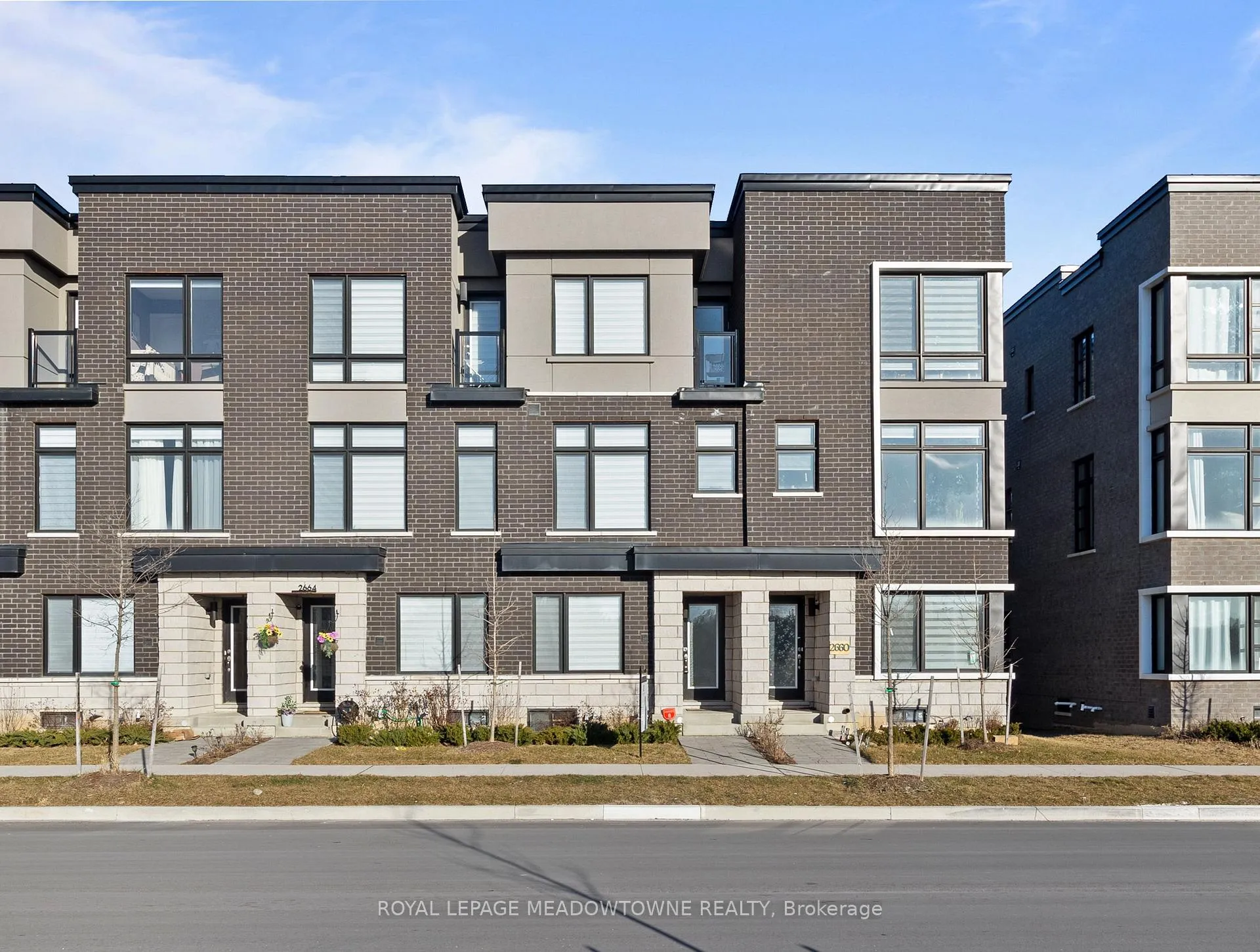 Photo 1 of 2662 Castlegate Crossing, Pickering, Duffin Heights — HOMEH