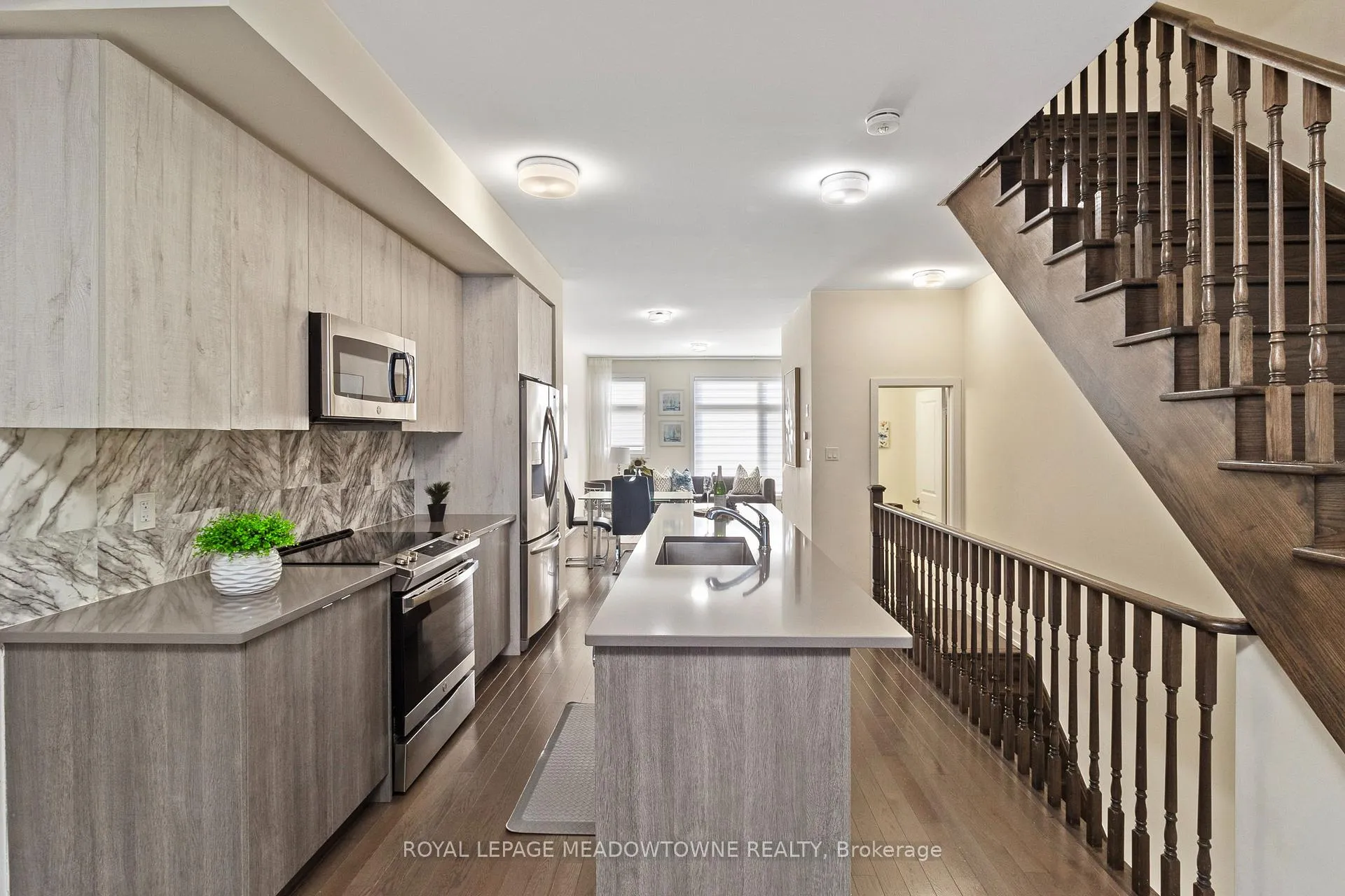 Photo 7 of 2662 Castlegate Crossing, Pickering, Duffin Heights — HOMEH